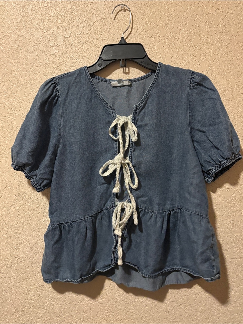 eesome Blue Tie-Front Peplum Blouse